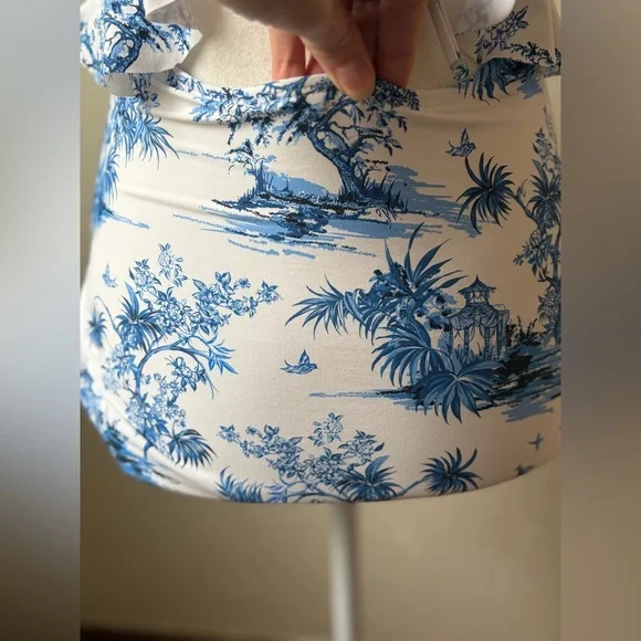 Lands’ End Blue White Toile Cutout One Piece Swimsuit Tie Front XS 2-4 - Picture 9 of 10